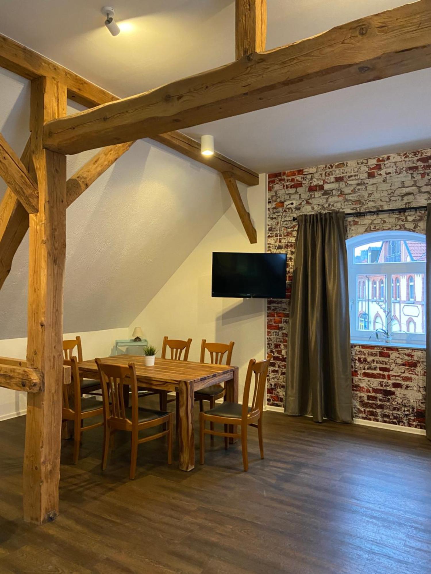 Zur Sonne "Gasthaus-Bar-Events" Poppenhausen Εξωτερικό φωτογραφία